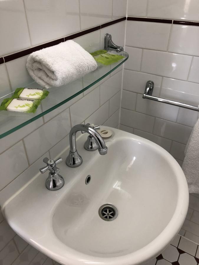 Adelaide Airport Motel Kültér fotó
